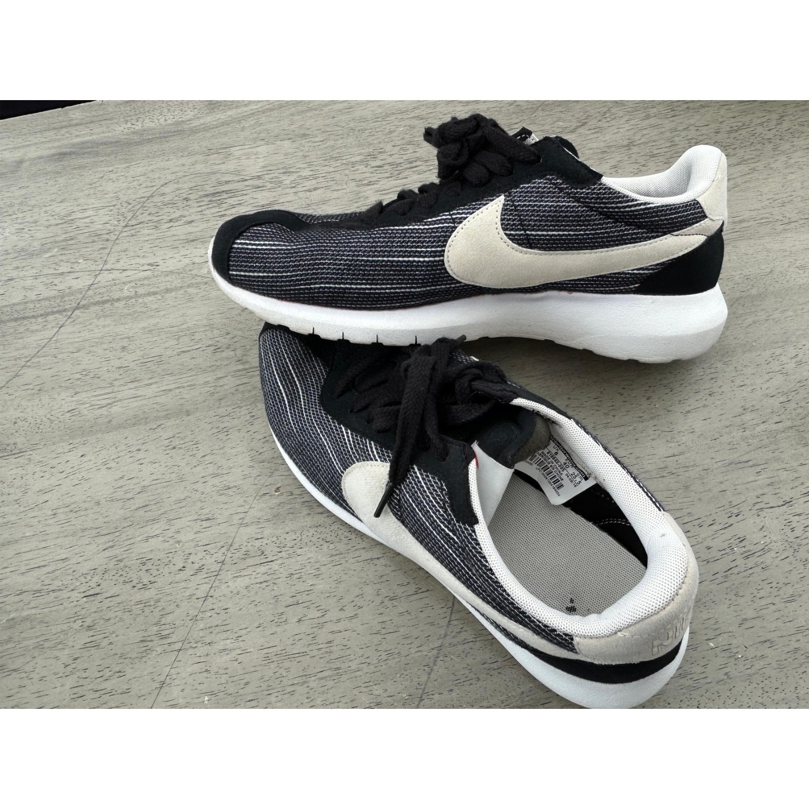 Nike Roshe Ld-1000 Black White Women's Size 8.5 Athletic Lifestyle Shoes Rare